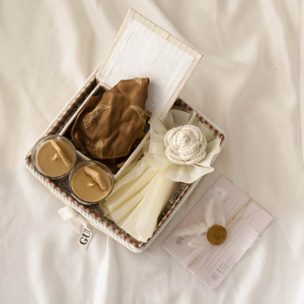 Chai Candle Hamper