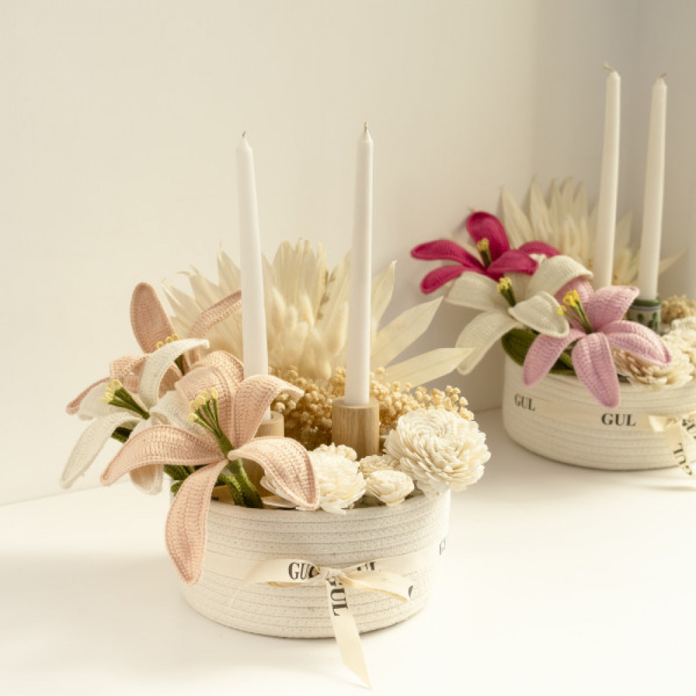 Image of Lily Whisper Basket Peach