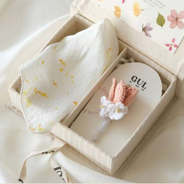 Peach Tulip Accessory Set