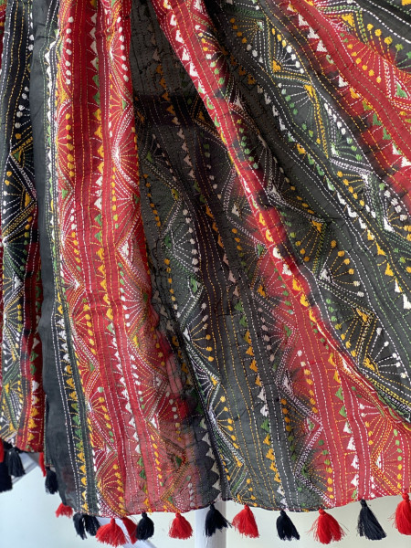 MAROON-BLACK MASHRU SILK KANTHA EMBROIDERED dupatta  SET