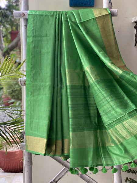 PARROT GREEN KOSA SILK WOVEN ZARI SARI
