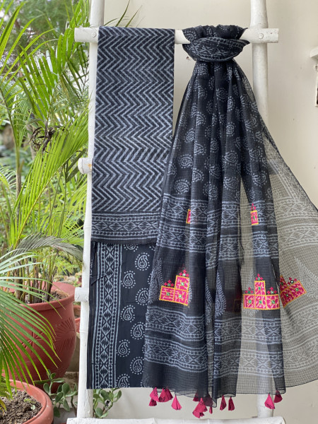 BLACK HAND BLOCK PRINT KOTA  EMBROIDERED DUPATTA SET
