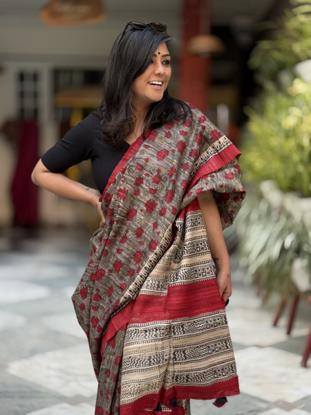GREY-RED GHICHA SILK HAND BLOCK PRINT SARI