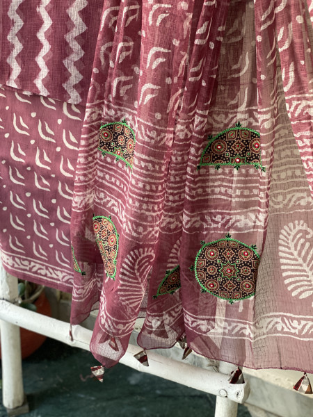 RUBY HAND BLOCK PRINT KOTA  EMBROIDERED DUPATTA SET