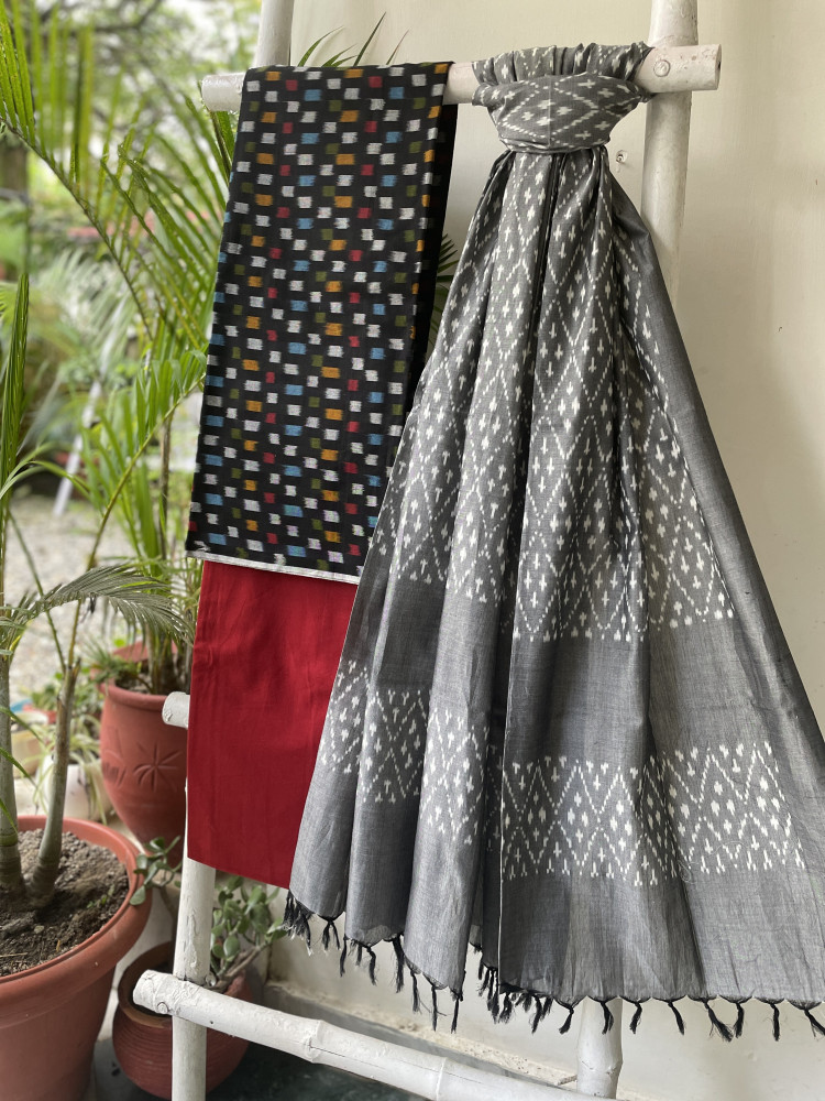 Image of BLACK &amp; GREY COTTON IKKAT DUPATTA SET
