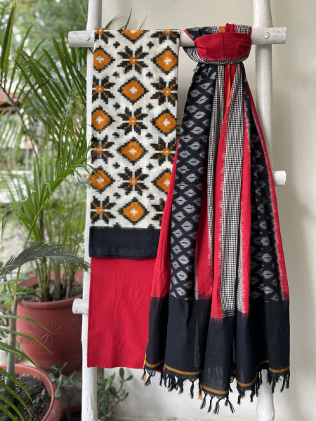 OFF WHITE & RED COTTON IKKAT DUPATTA SET