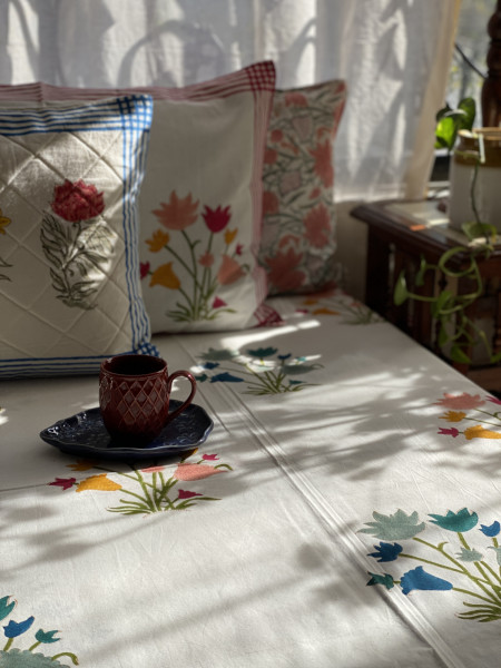 OFF WHITE COTTON HAND BLOCK PRINT KING BEDSHEET