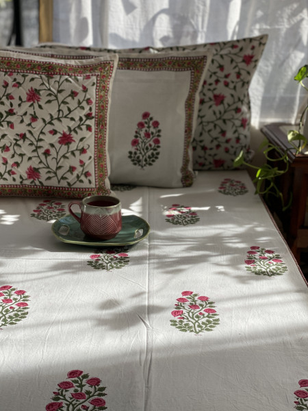 OFF WHITE COTTON HAND BLOCK PRINT KING BEDSHEET