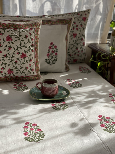 OFF WHITE COTTON HAND BLOCK PRINT KING BEDSHEET