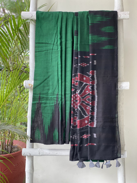 GREEN-BLACK Cotton 'KARGIL KUMBHA' ikkat woven sari