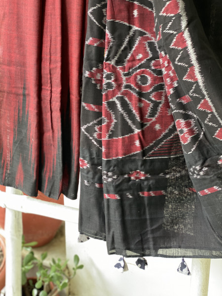 MAROON-BLACK Cotton 'KARGIL KUMBHA' ikkat woven sari