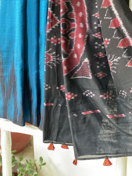BLUE-BLACK Cotton 'KARGIL KUMBHA' ikkat woven sari