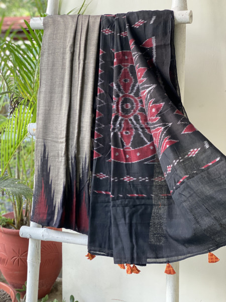 GREY-BLACK Cotton 'KARGIL KUMBHA' ikkat woven sari