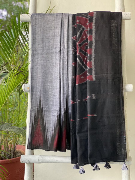GREY-BLACK Cotton 'KARGIL KUMBHA' ikkat woven sari
