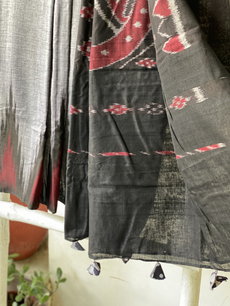 GREY-BLACK Cotton 'KARGIL KUMBHA' ikkat woven sari