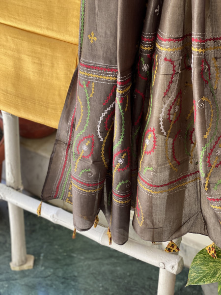 MUSTARD & MOSS GREEN TUSSAR SILK SINDHI EMBROIDERED dupatta  SET