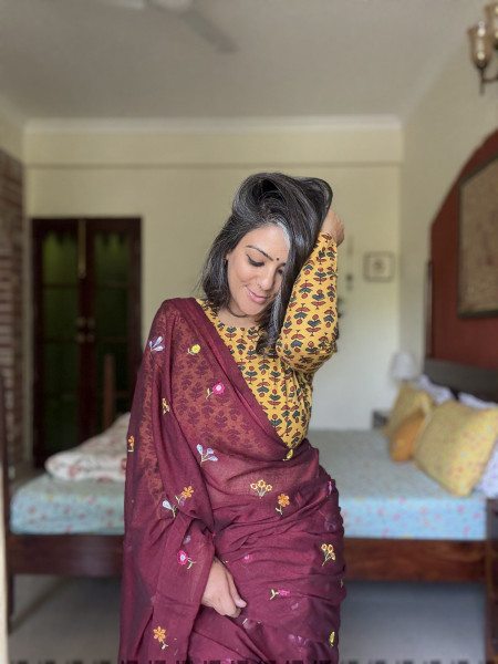 MAROON COTTON MULMUL EMBROIDERED SARI