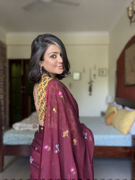 MAROON COTTON MULMUL EMBROIDERED SARI