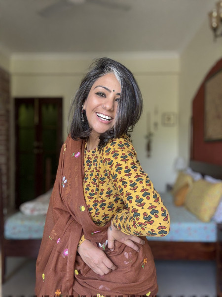 BROWN COTTON MULMUL EMBROIDERED SARI