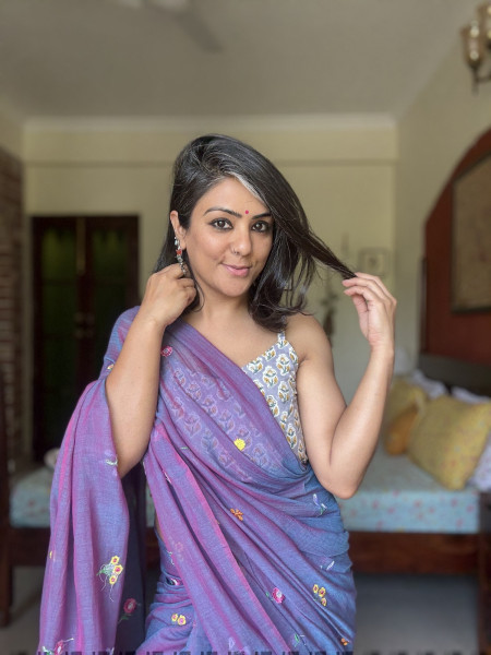 SHADED PURPLE COTTON MULMUL EMBROIDERED SARI