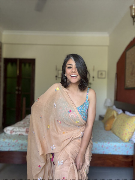 BEIGE COTTON MULMUL EMBROIDERED SARI