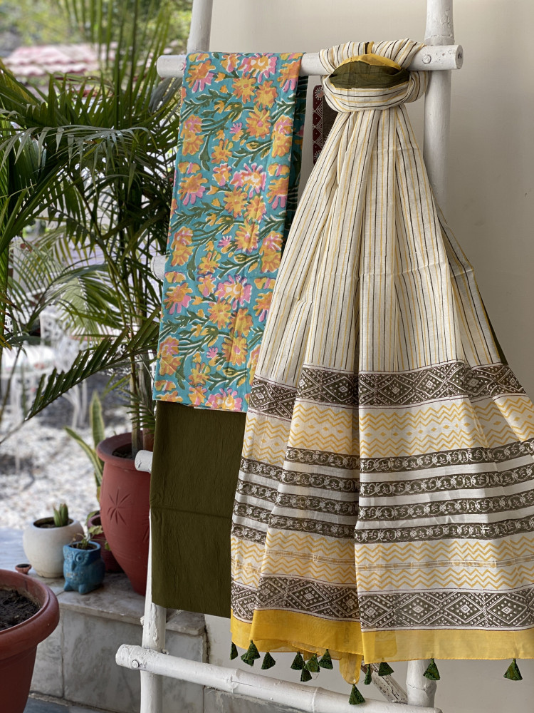 Image of AQUA-OFF WHITE COTTON CHANDERI DUPATTA SET