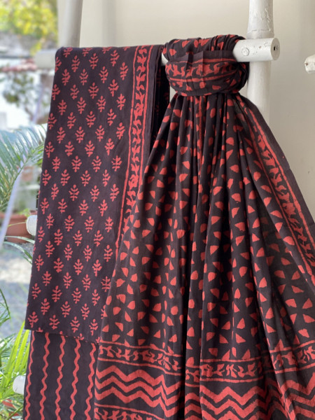 MAROON-BROWN HAND BLOCK PRINT MUL COTTON DUPATTA SET