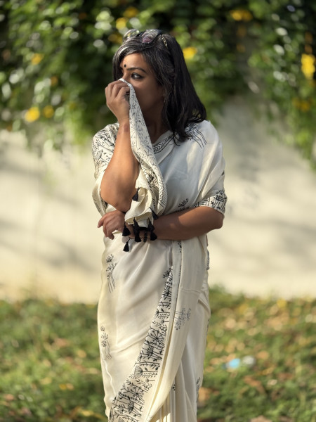 OFF WHITE-BLACK MODAL SILK AJRAKH BLOCK PRINT SARI