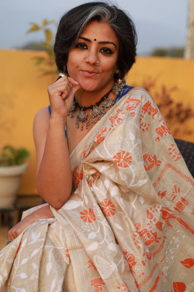 BEIGE KANTHA HAND EMBROIDERED TUSSAR SILK SARI