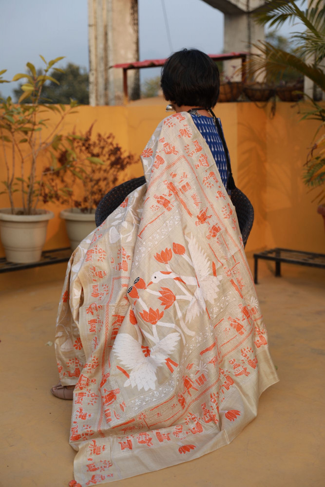 Image of BEIGE KANTHA HAND EMBROIDERED TUSSAR SILK SARI