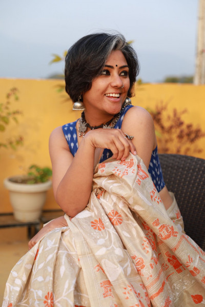 BEIGE KANTHA HAND EMBROIDERED TUSSAR SILK SARI