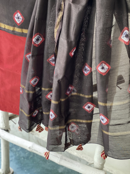 BLACK-RED BLOCK PRINT CHANDERI SILK & COTTON DUPATTA SET