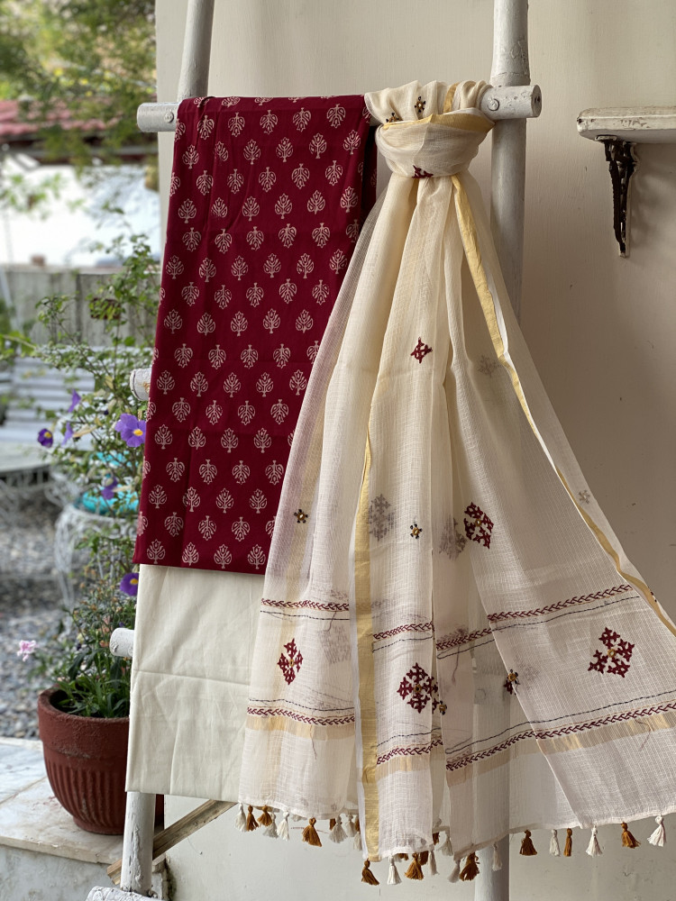 Image of ROSE &amp; CREAM PHULWARI HAND EMBROIDERED KOTA DUPATTA SET