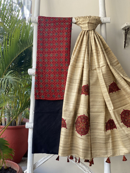 MAROON-BEIGE KATHIYA WOVEN SILK EMBROIDERED dupatta Set