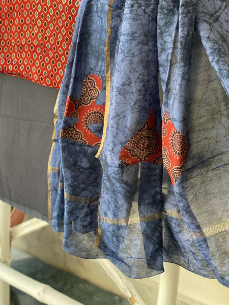 MAROON-INDIGO BATIK PATCHWORK CHANDERI SILK dupatta Set