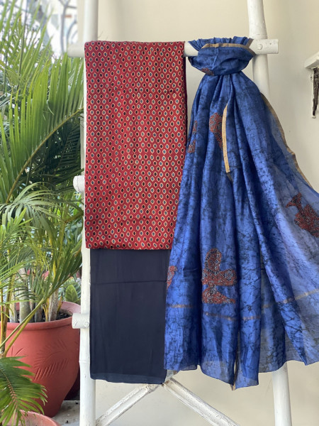 MAROON-INDIGO BATIK PATCHWORK CHANDERI SILK dupatta Set