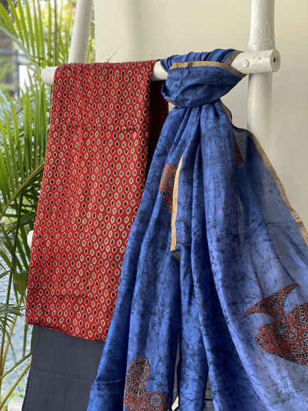 MAROON-INDIGO BATIK PATCHWORK CHANDERI SILK dupatta Set