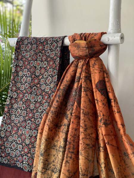 BLACK-RUST BATIK PATCHWORK CHANDERI SILK dupatta Set