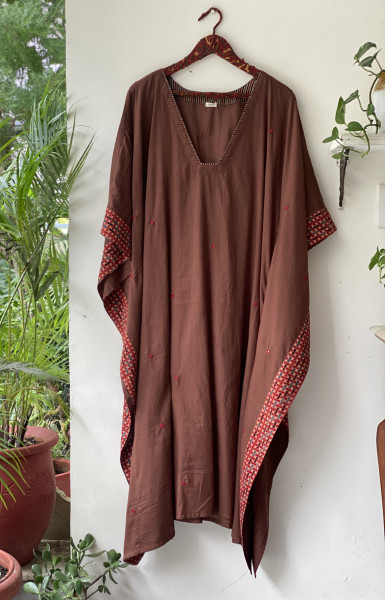 BROWN SOLID EMBROIDERED MUL COTTON KAFTAN