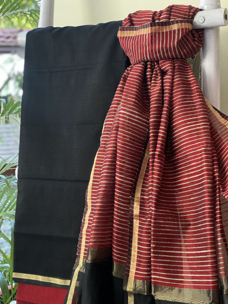 BLACK & RED  MAHESHWARI SILK & COTTON GHICHA WOVEN DUPATTA SET