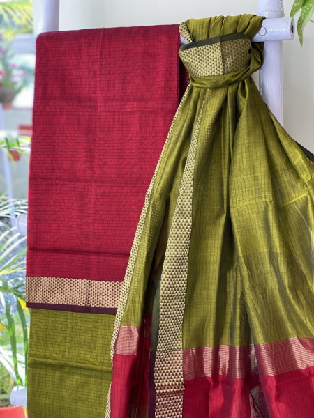 RED & MEHNDI GREEN MAHESHWARI SILK & COTTON ZARI BORDER WOVEN DUPATTA SET