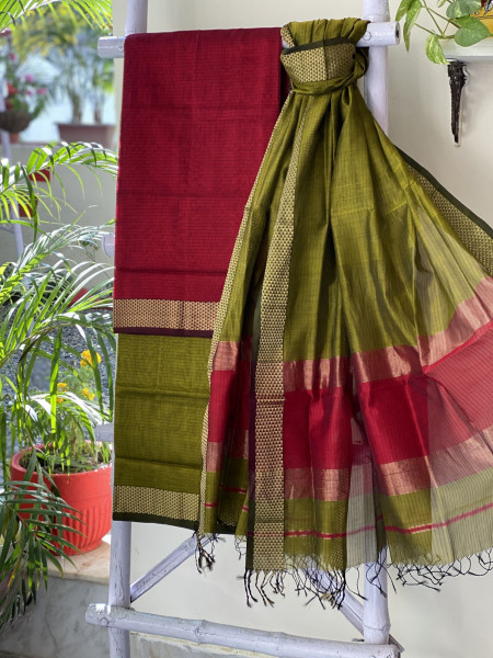 RED & MEHNDI GREEN MAHESHWARI SILK & COTTON ZARI BORDER WOVEN DUPATTA SET