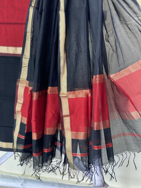 RED & BLACK MAHESHWARI SILK & COTTON ZARI BORDER WOVEN DUPATTA SET