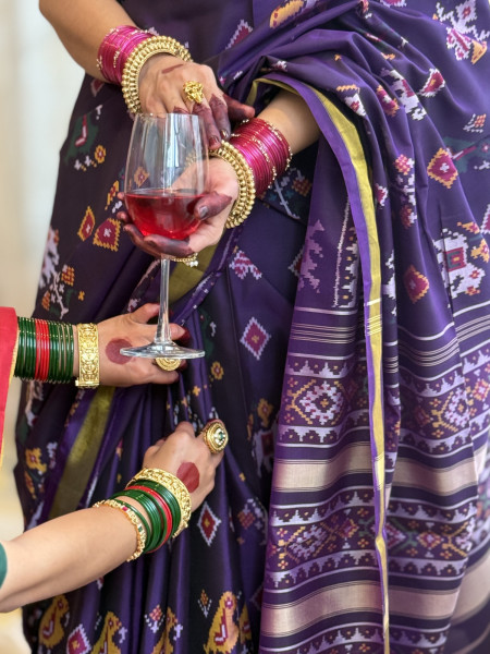 PURPLE SINGLE IKKAT PATOLA  HAND WOVEN SILK SARI