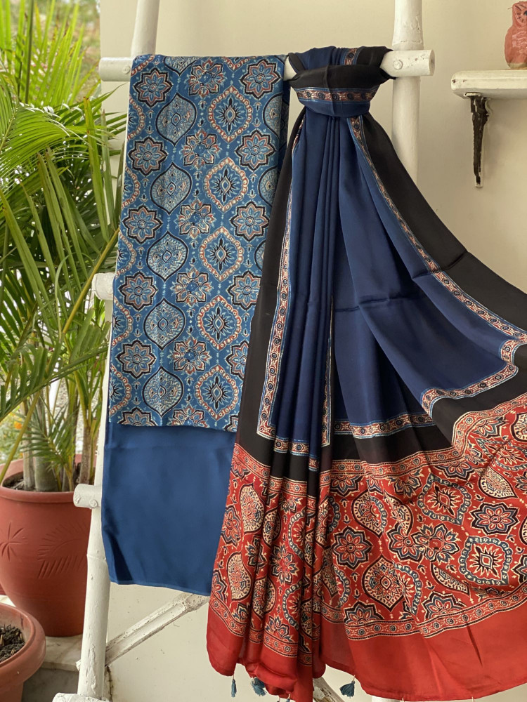 Image of INDIGO AJRAKH MODAL SILK DUPATTA SET