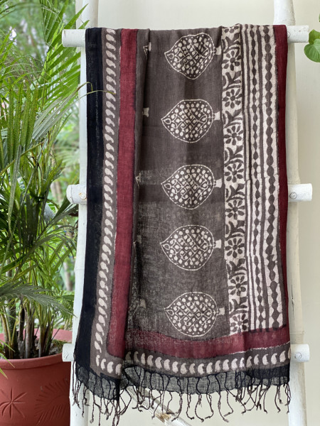MUSTARD & GREY BLOCK PRINT LINEN DUPATTA SUIT SET