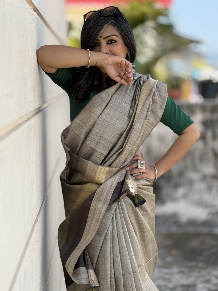 Image of GREY HAND WOVEN TUSSAR SILK SARI