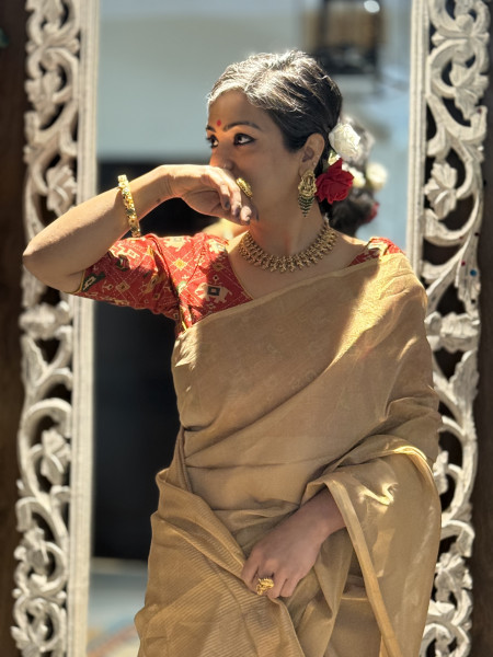 'SUNEHRI' GOLD ZARI WOVEN MAHESHWARI SILK  SARI