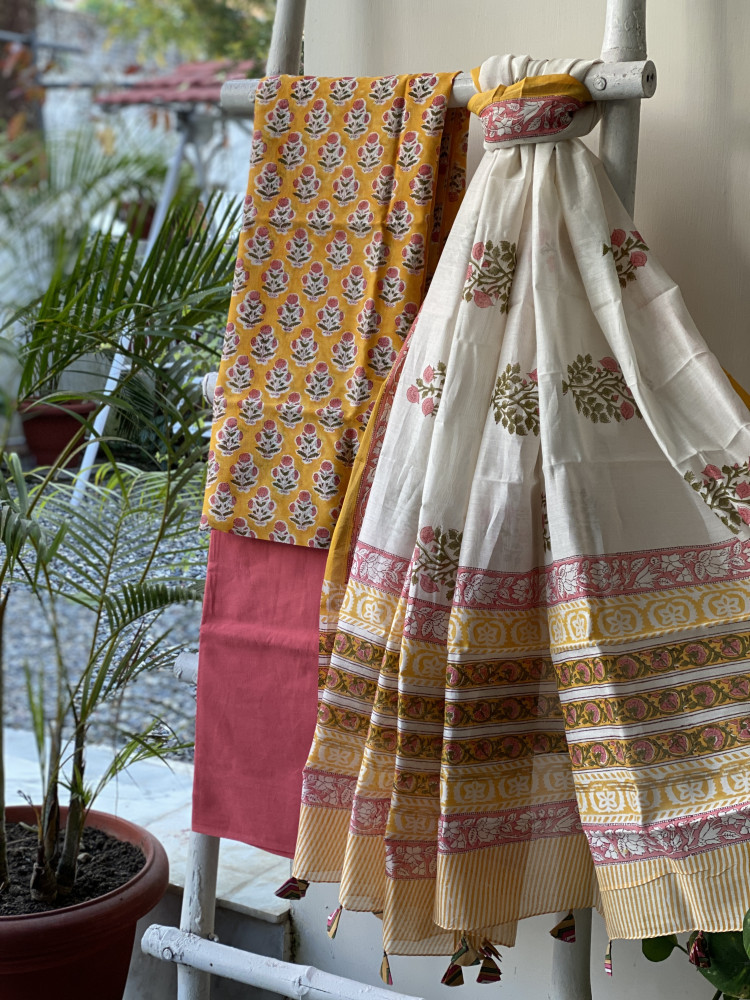 Image of YELLOW-CORAL HAND BLOCK PRINT CHANDERI SILK &amp; COTTON DUPATTA SET