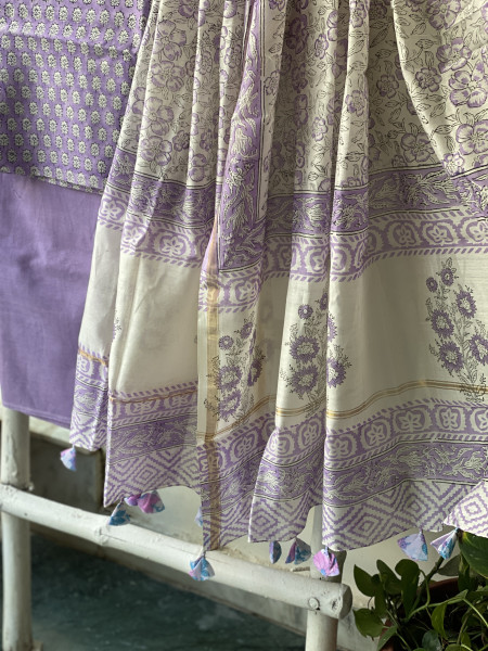 LAVENDER HAND BLOCK PRINT CHANDERI SILK & COTTON DUPATTA SET